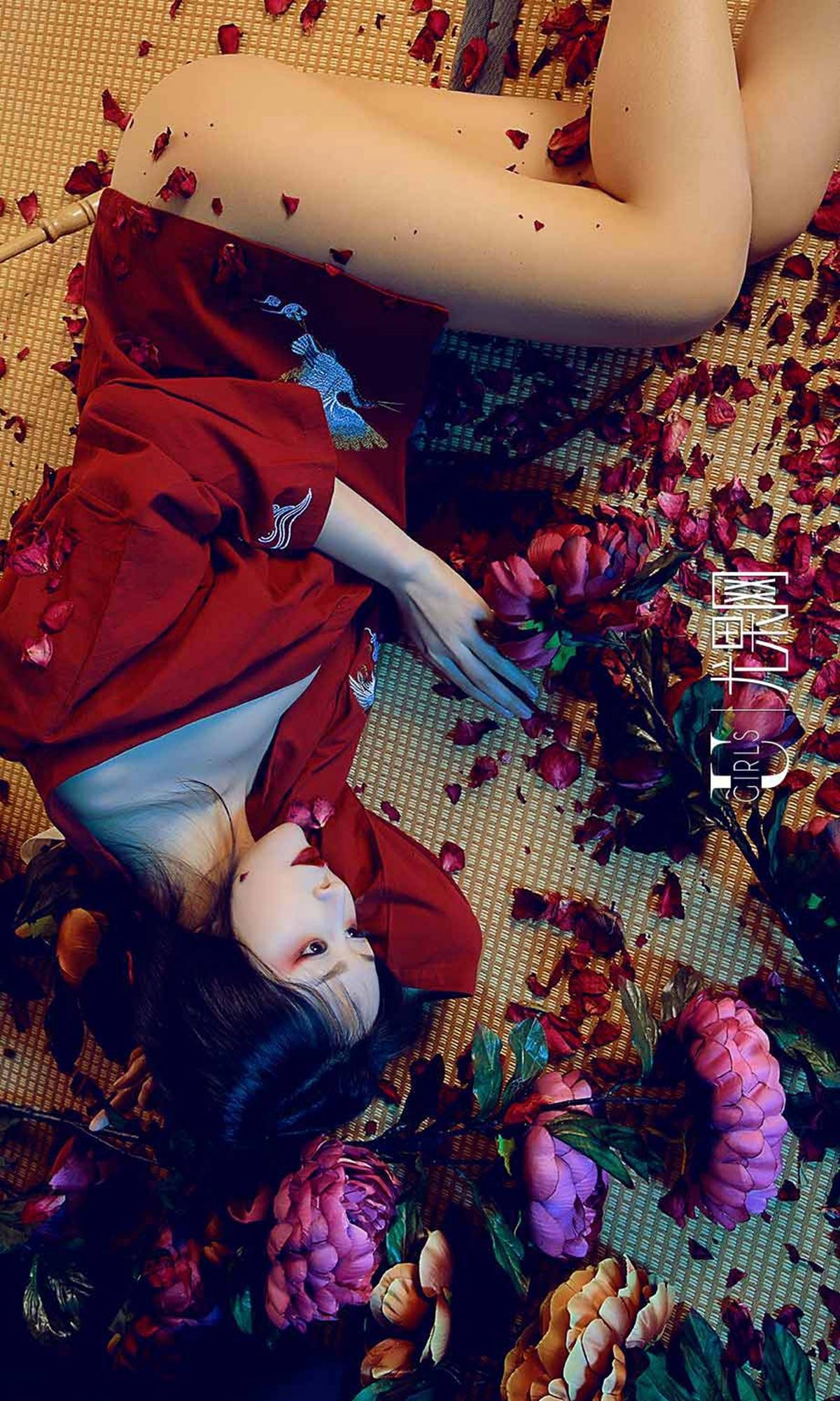 [Ugirls尤果网] 爱尤物专辑 2019.02.14 NO.1366 豌豆公主 姹紫嫣红